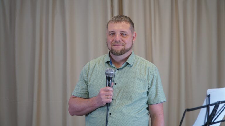 Фортепиано-вокально-гитарный капустник